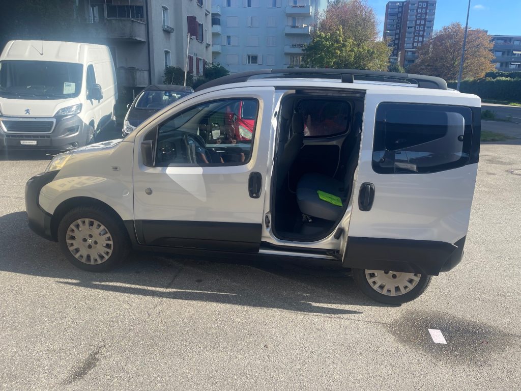 PEUGEOT 1.4i 75 Outdoor, Petrol, Second hand / Used, Manual - 4