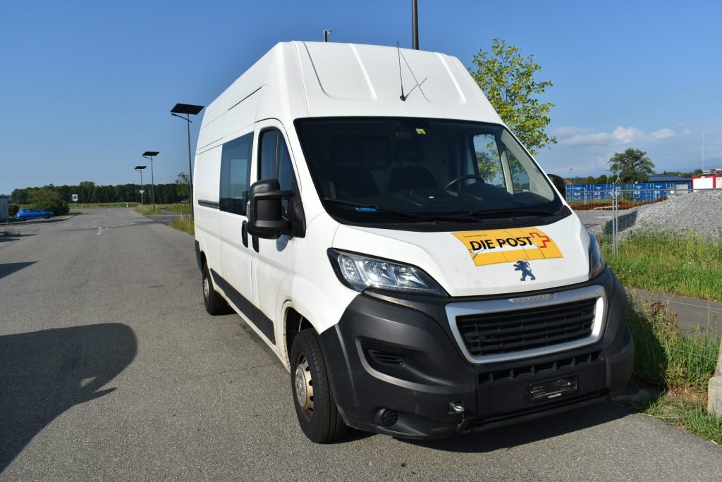 PEUGEOT 2.0 BlueHDi 163 Active