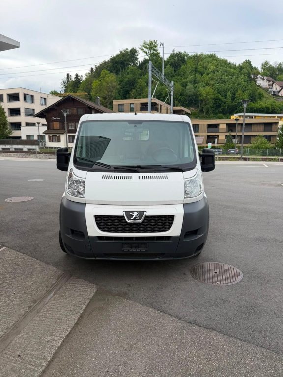 PEUGEOT Boxer 2.2 HDI 130