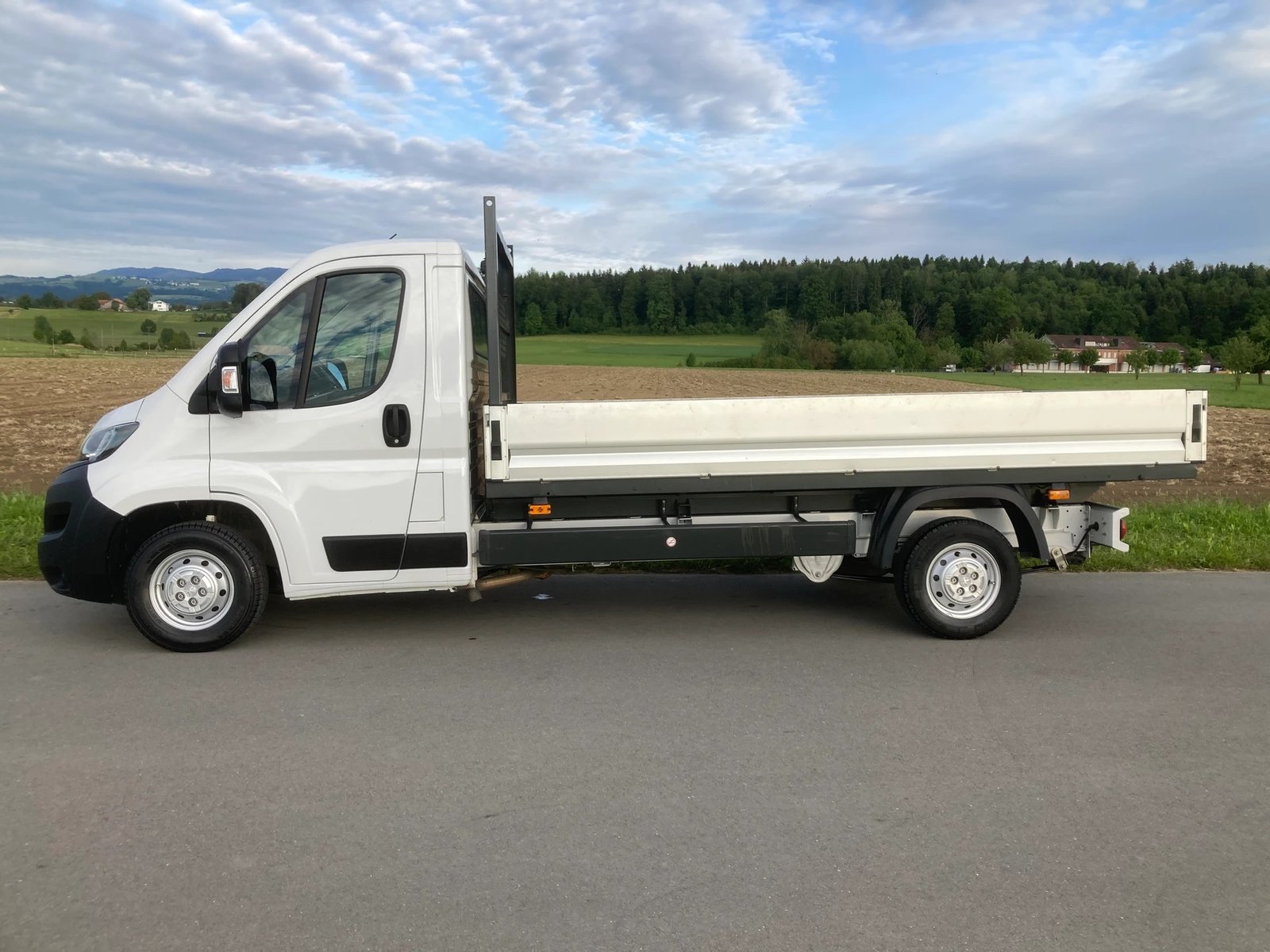 PEUGEOT Boxer 2.2 HDI 335 Pro L3 Brücke mit Anhängerkupplu, Diesel, Occasion / Gebraucht, Handschaltung - 5