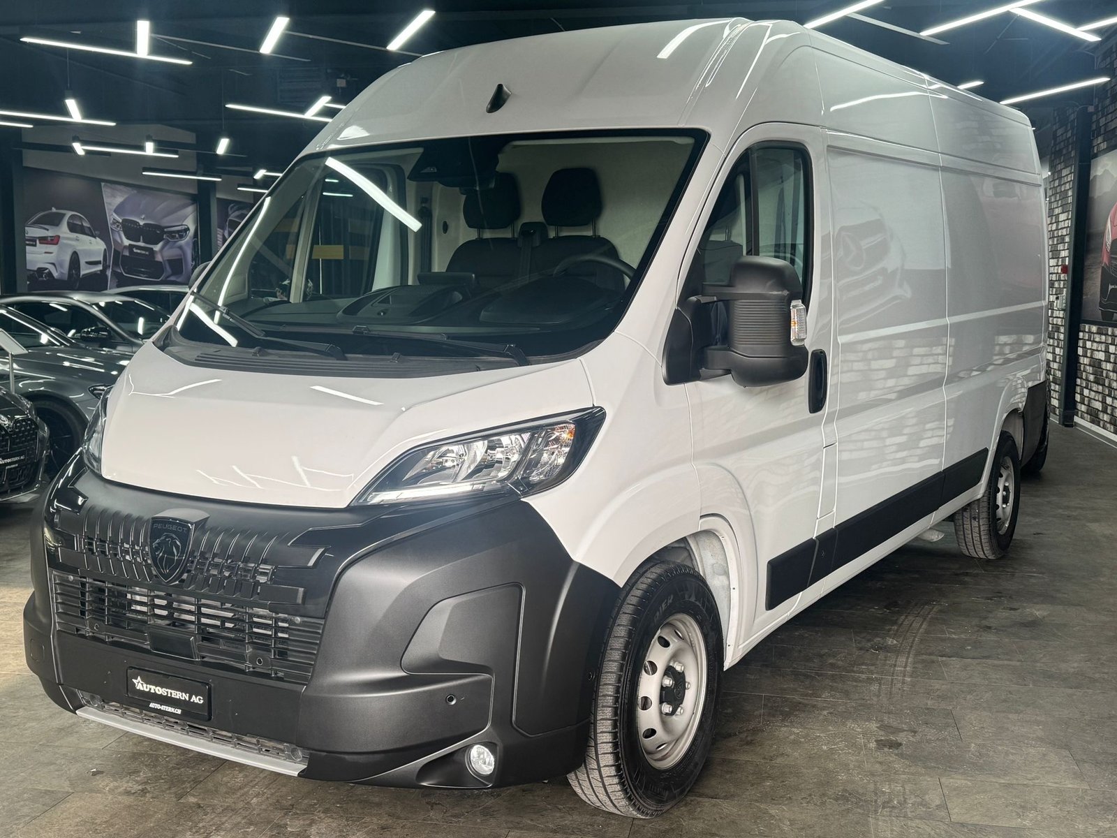 PEUGEOT Boxer 2.2 HDI 435 L3H2