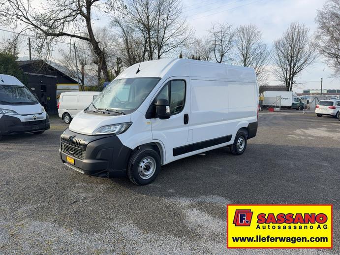 PEUGEOT Boxer 335 2.2 BlueHDI 140 L2H2 neues Interieur, Diesel, Auto nuove, Manuale