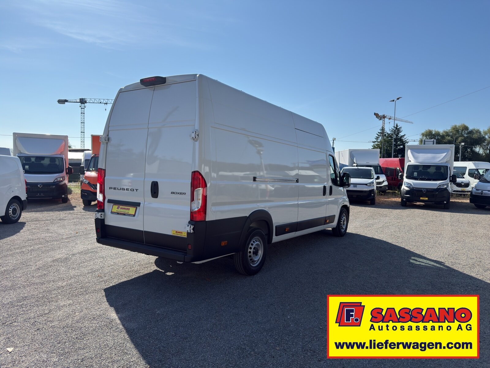 PEUGEOT Boxer 335+ Heavy 2.2 BlueHDI 180 PS L4H3, Diesel, New car, Manual - 6