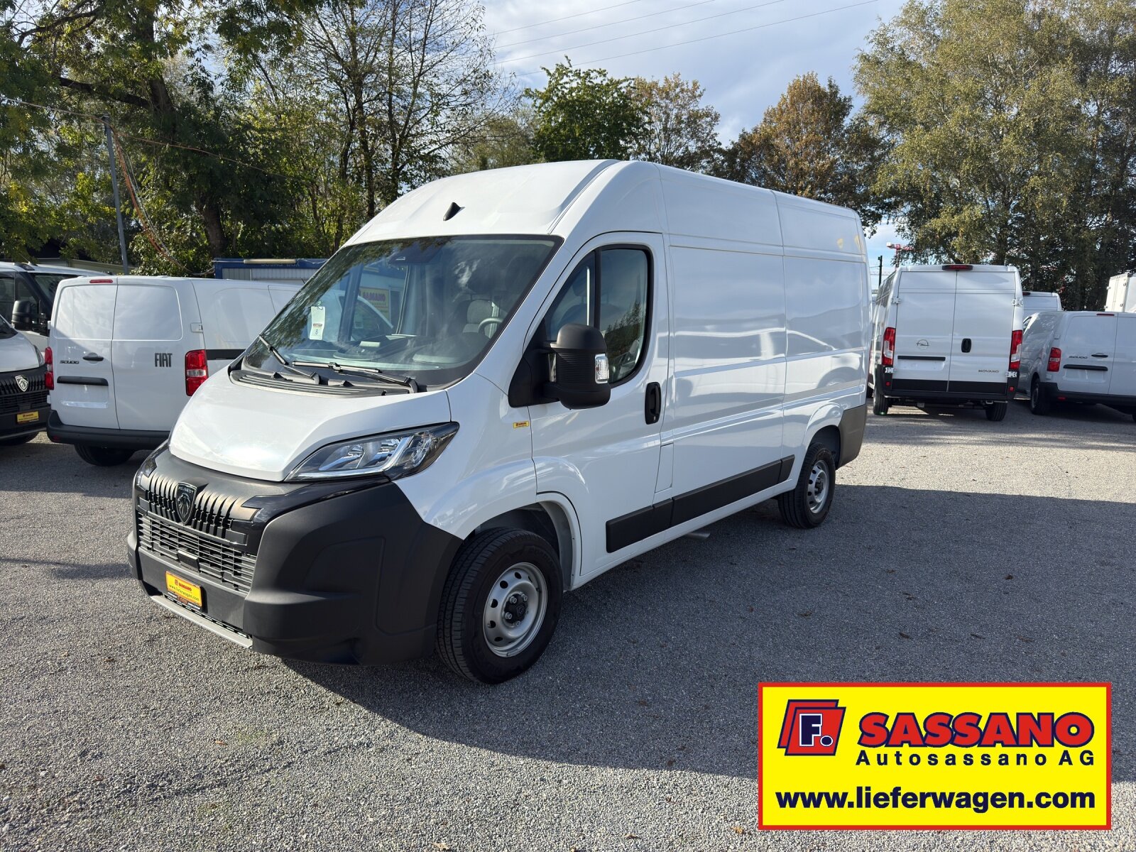 PEUGEOT Boxer 33 2.2 BlueHDI 140 L2H2 Garantie bis 11.2027