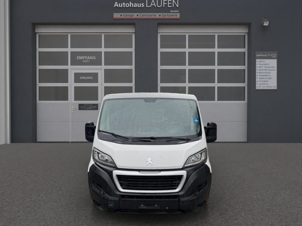 PEUGEOT Boxer 2.2 BlueHDi 140 Pro