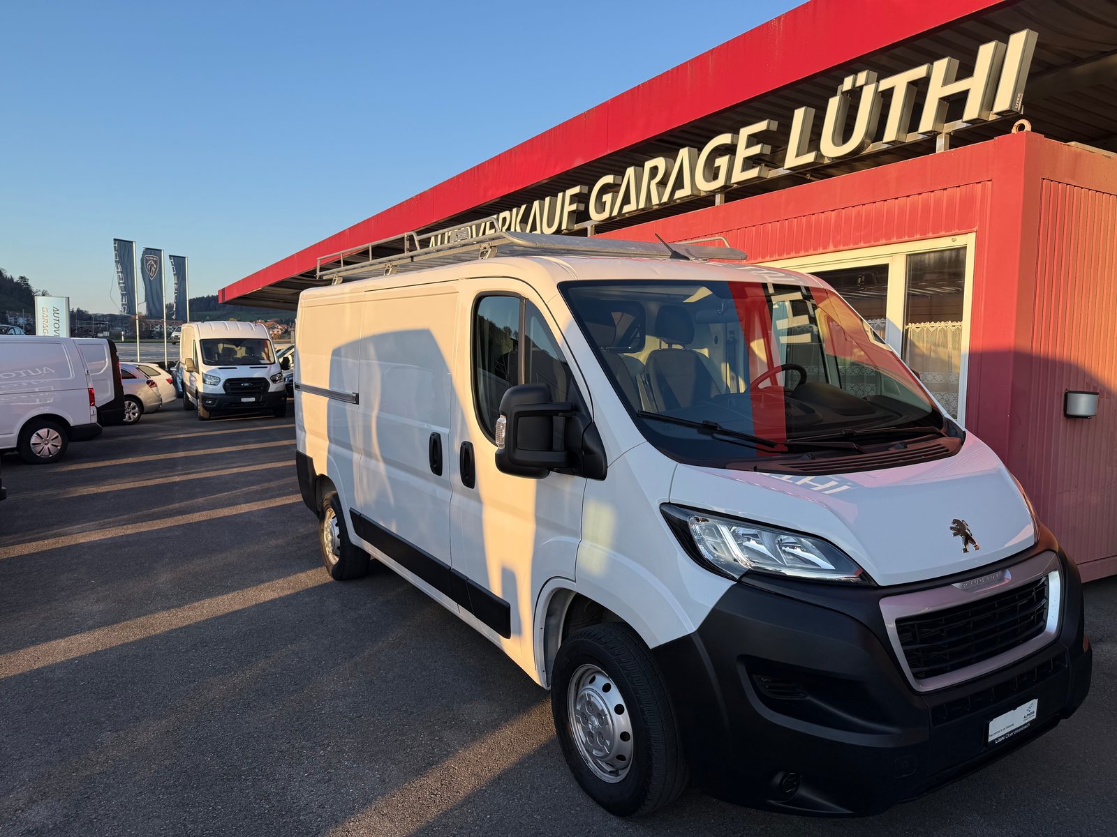 PEUGEOT Boxer 2.2 HDI 335 L2H1