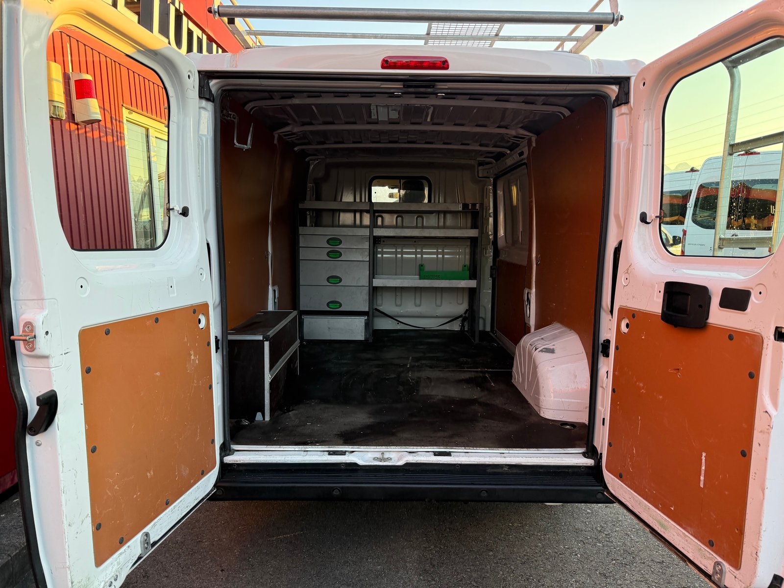 PEUGEOT Boxer 2.2 HDI 335 L2H1, Diesel, Occasion / Gebraucht, Handschaltung - 4
