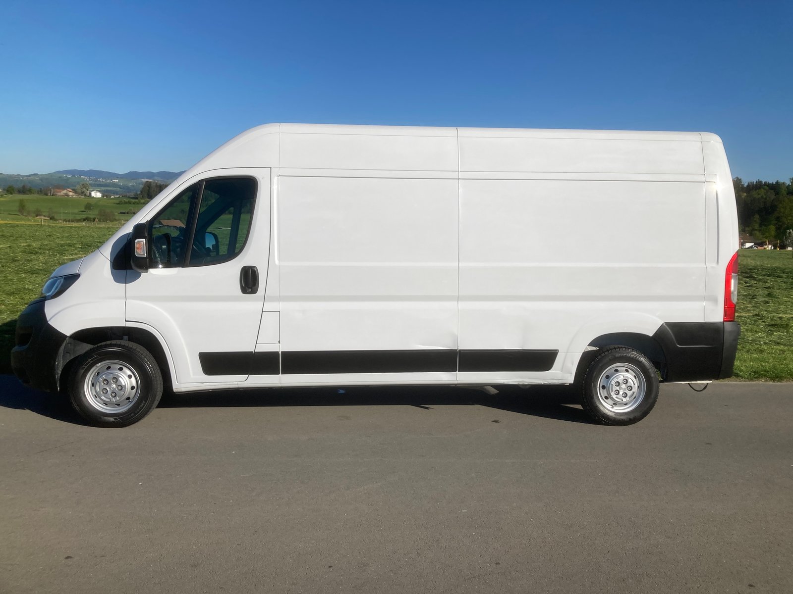 PEUGEOT Boxer 2.2 HDI 335 Premium L3H2 mit Anhängerkupplung, Diesel, Occasioni / Usate, Manuale - 5