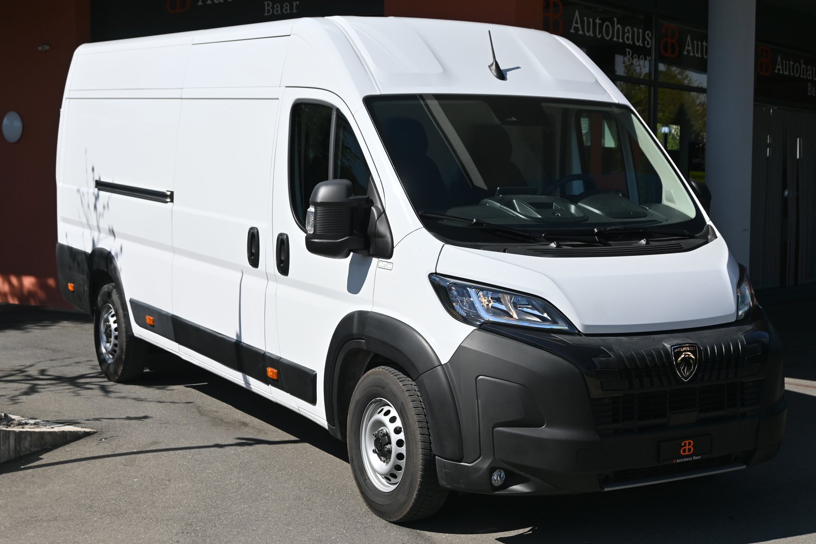 PEUGEOT Boxer 2.2 HDI 435 L4H2 EAT8
