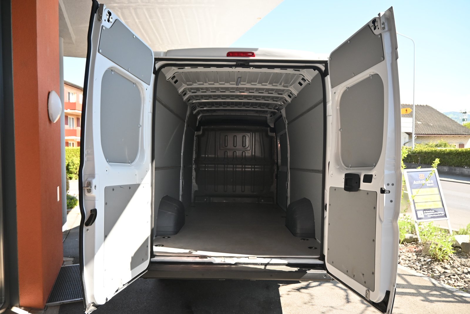 PEUGEOT Boxer 2.2 HDI 435 L4H2 EAT8, Diesel, Occasion / Gebraucht, Automatik - 6