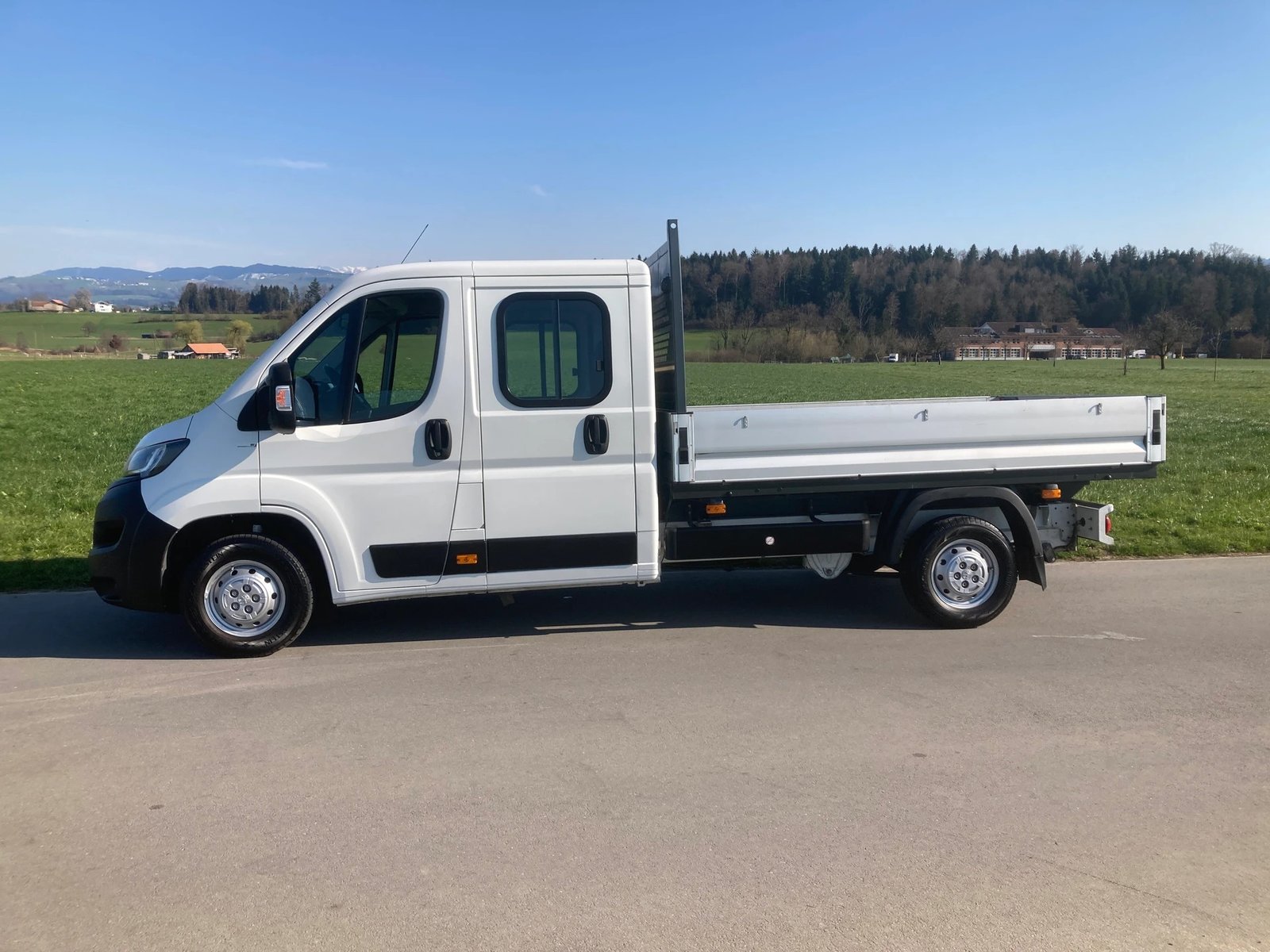 PEUGEOT Boxer 2.2 BlueHDI Doppelkabine mit Anhängerkupplung, Diesel, Occasion / Gebraucht, Handschaltung - 5