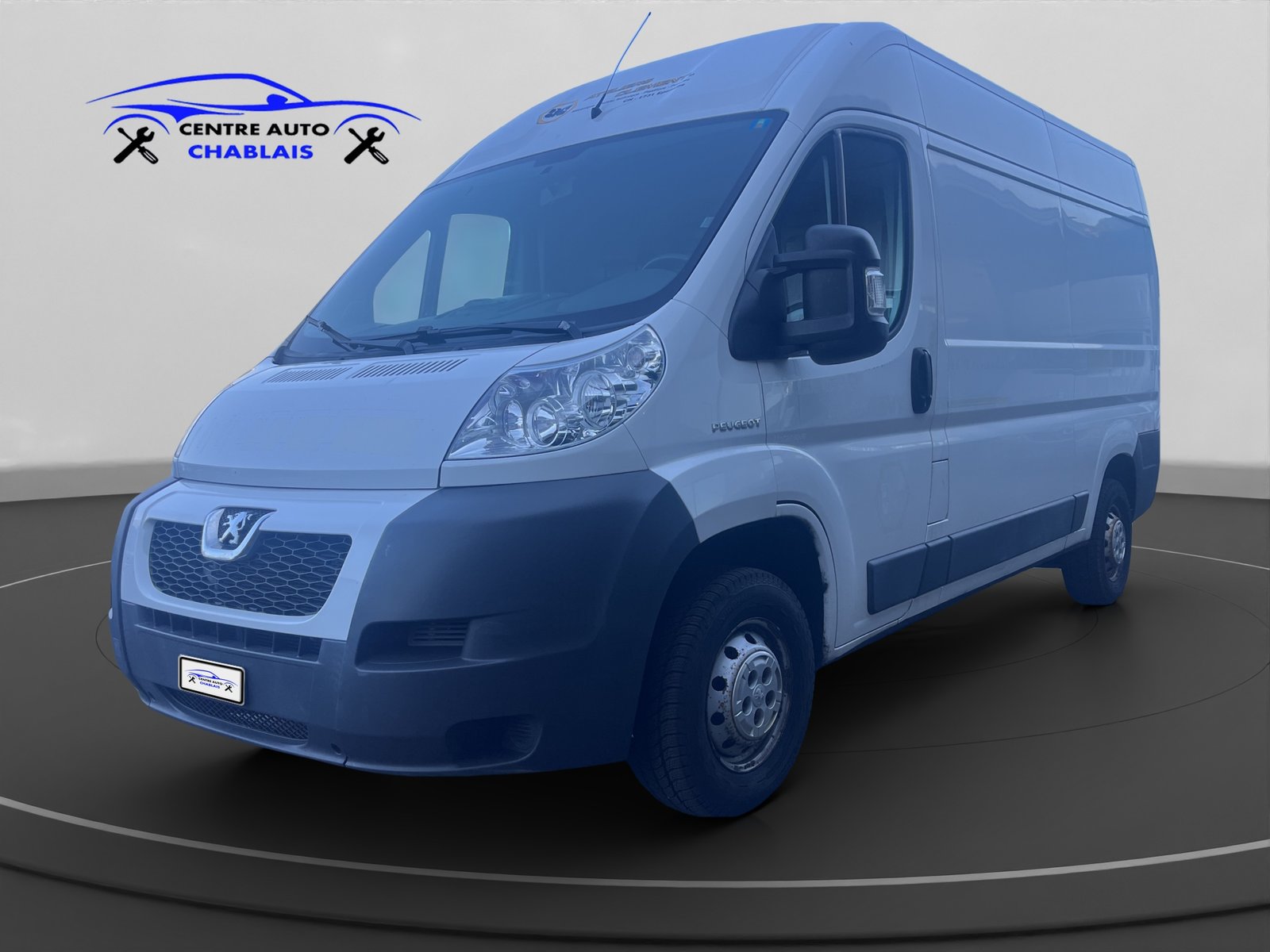 PEUGEOT Boxer 2.2 HDI 335 L2H2