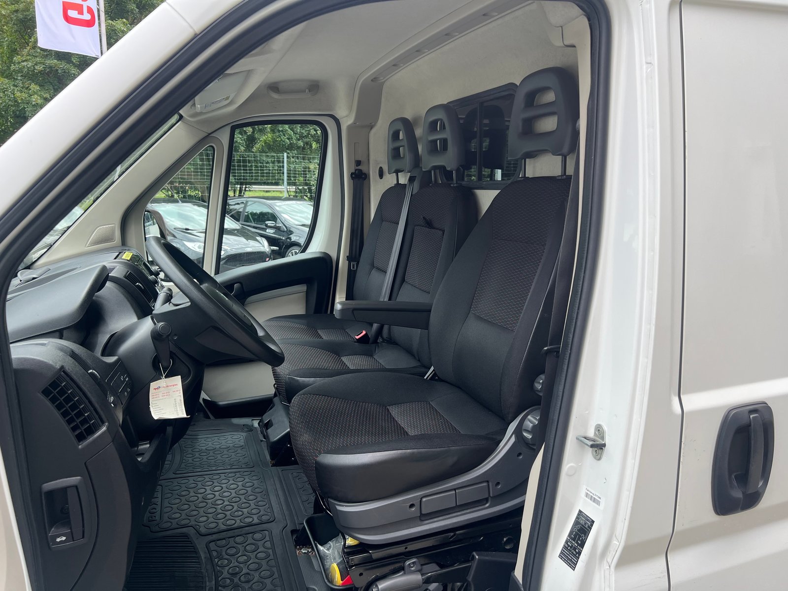 PEUGEOT Boxer 2.0 HDI 335 Active L2H2, Diesel, Occasion / Gebraucht, Handschaltung - 6