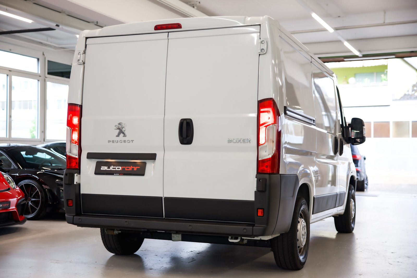 PEUGEOT Boxer 330 L1H1 2.2 BlueHDi 120 S/S, Diesel, Second hand / Used, Manual - 6