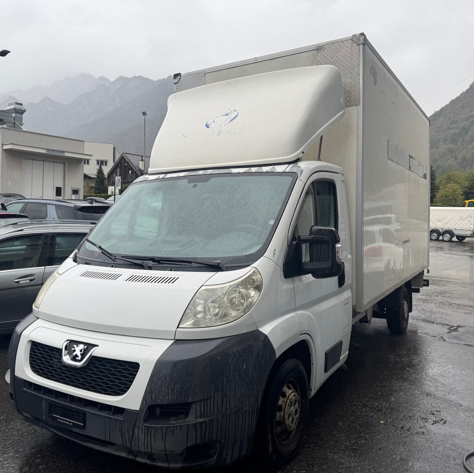 PEUGEOT Boxer 2.2 HDI 335 L3