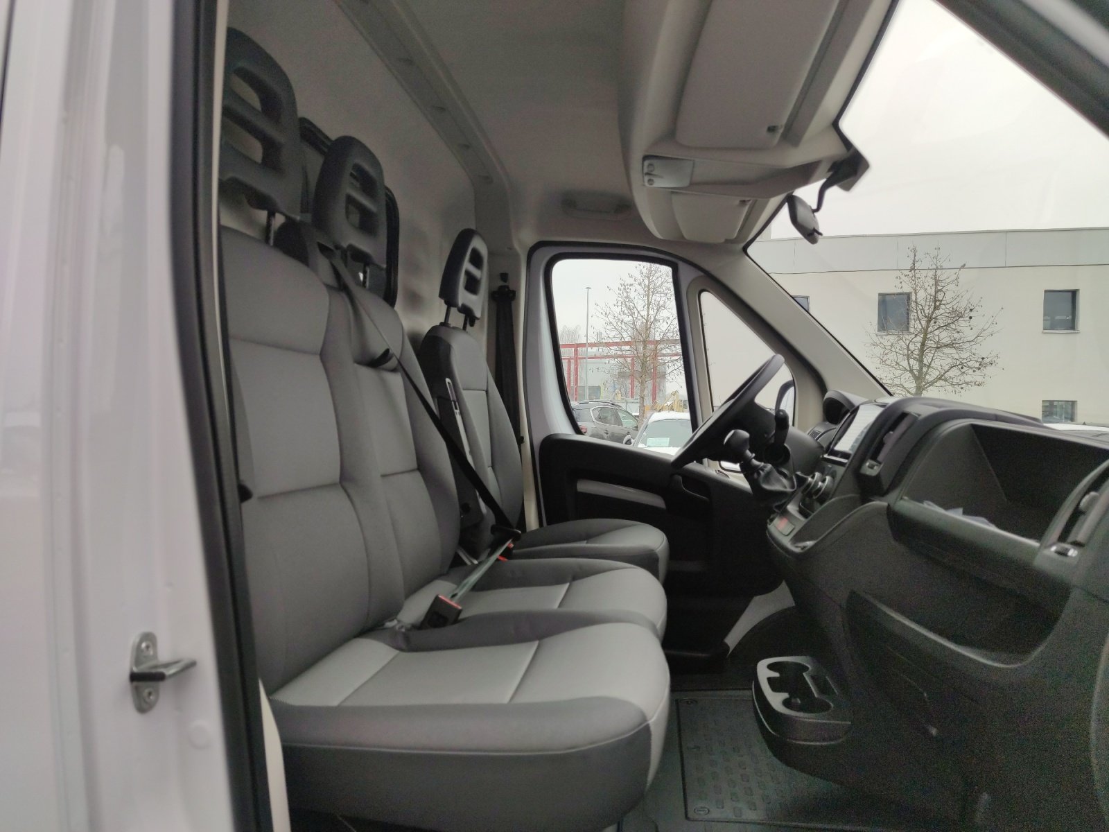 PEUGEOT Boxer Kaw. 333 L2H2 2.2 BlueHDi 140 S/S, Diesel, Voiture de démonstration, Manuelle - 6