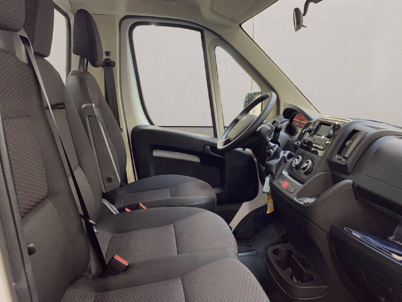 PEUGEOT Boxer DKab.-Pick-Up 335 L3 2.2 BlueHDi 165, Diesel, Vorführwagen, Handschaltung - 5