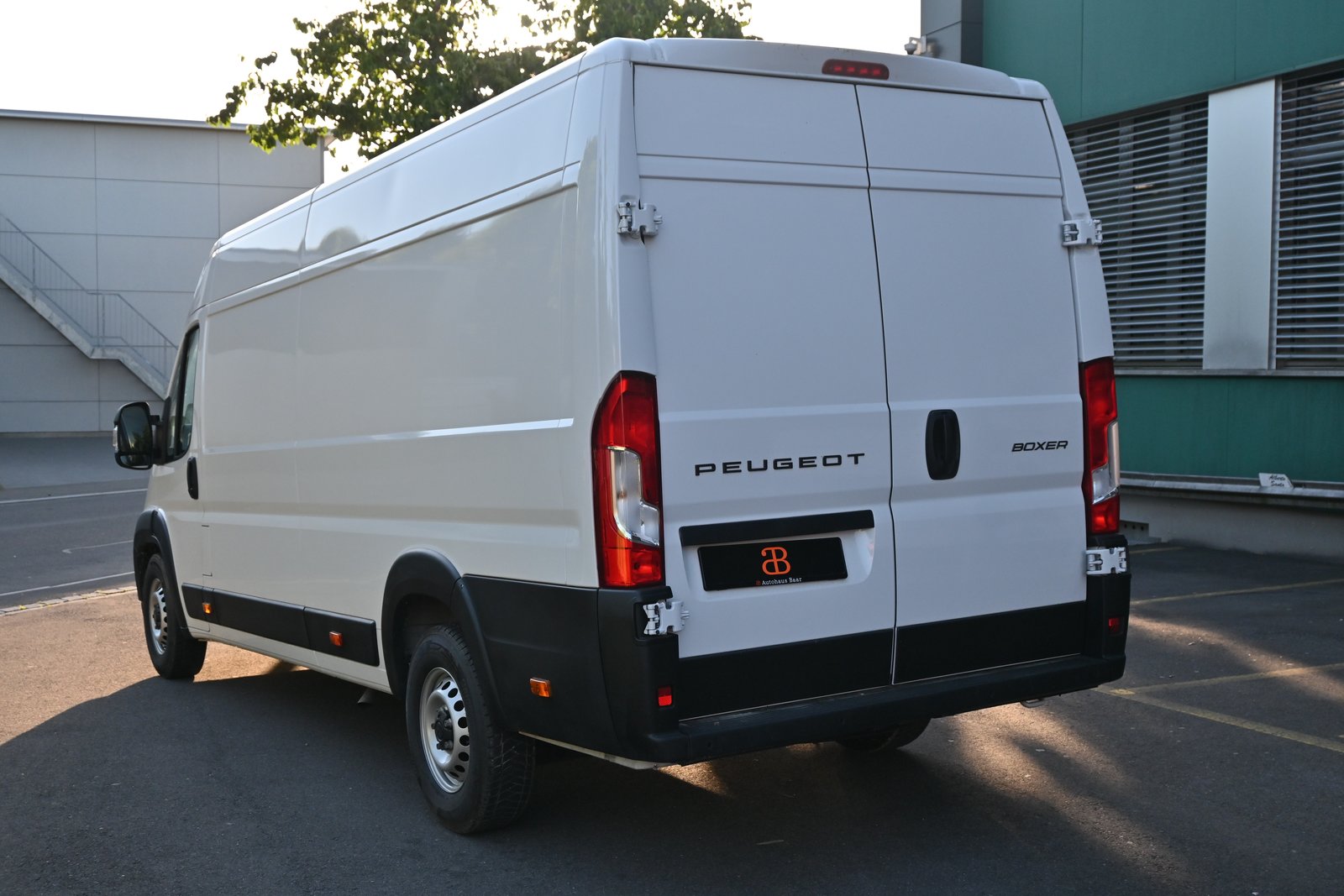 PEUGEOT Boxer Kaw. 435 L4H2 2.2 BlueHDi 180 S/S, Diesel, Occasion / Gebraucht, Automatik - 4