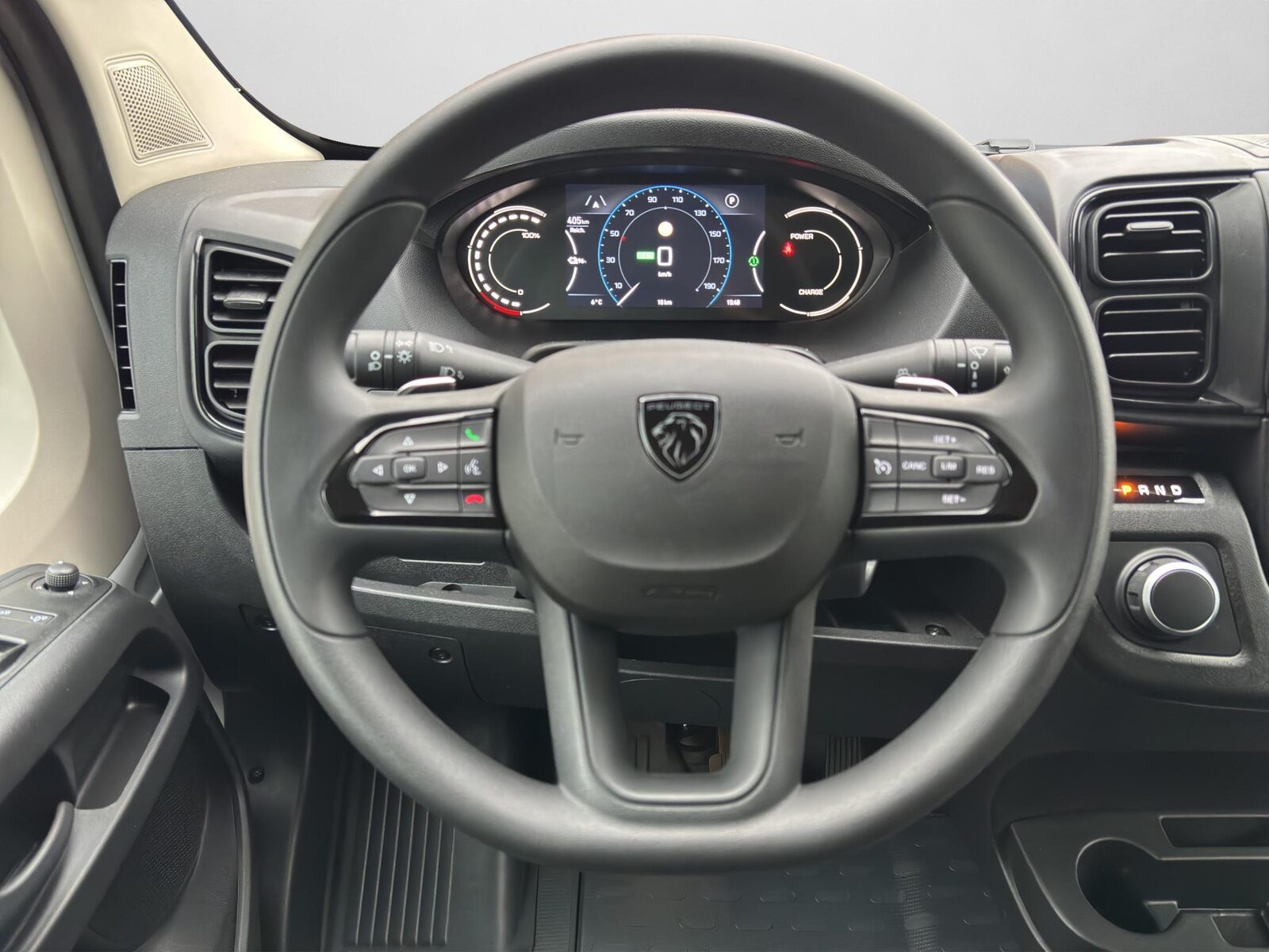 PEUGEOT e-Boxer Kaw. 435 L3H2 110 kWh, Elektro, Occasion / Gebraucht, Automatik - 7