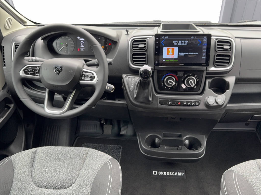 PEUGEOT Boxer ADVTR 6.0 DF 3.5t  L3H2 2.2BlueHDi 140 CROSSCAMP, Diesel, Ex-demonstrator, Automatic - 4