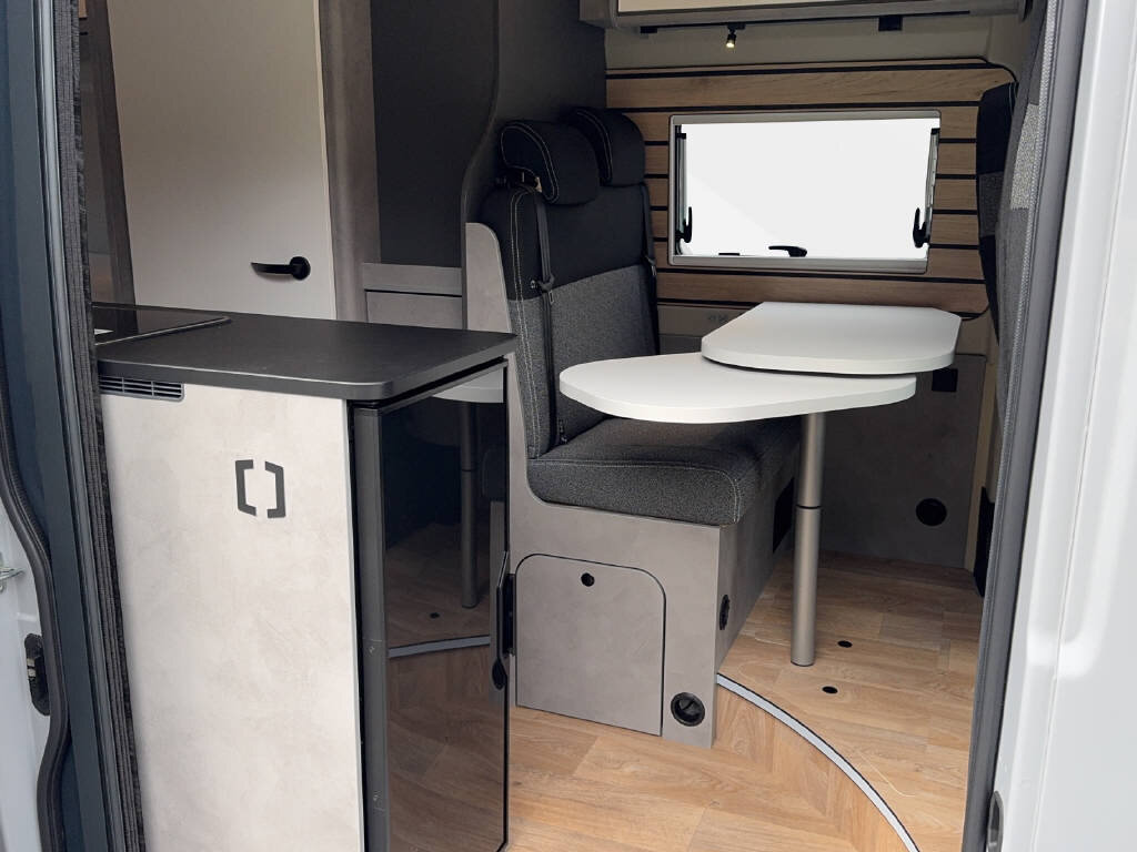 PEUGEOT Boxer ADVTR 6.0 DF 3.5t  L3H2 2.2BlueHDi 140 CROSSCAMP, Diesel, Ex-demonstrator, Automatic - 7