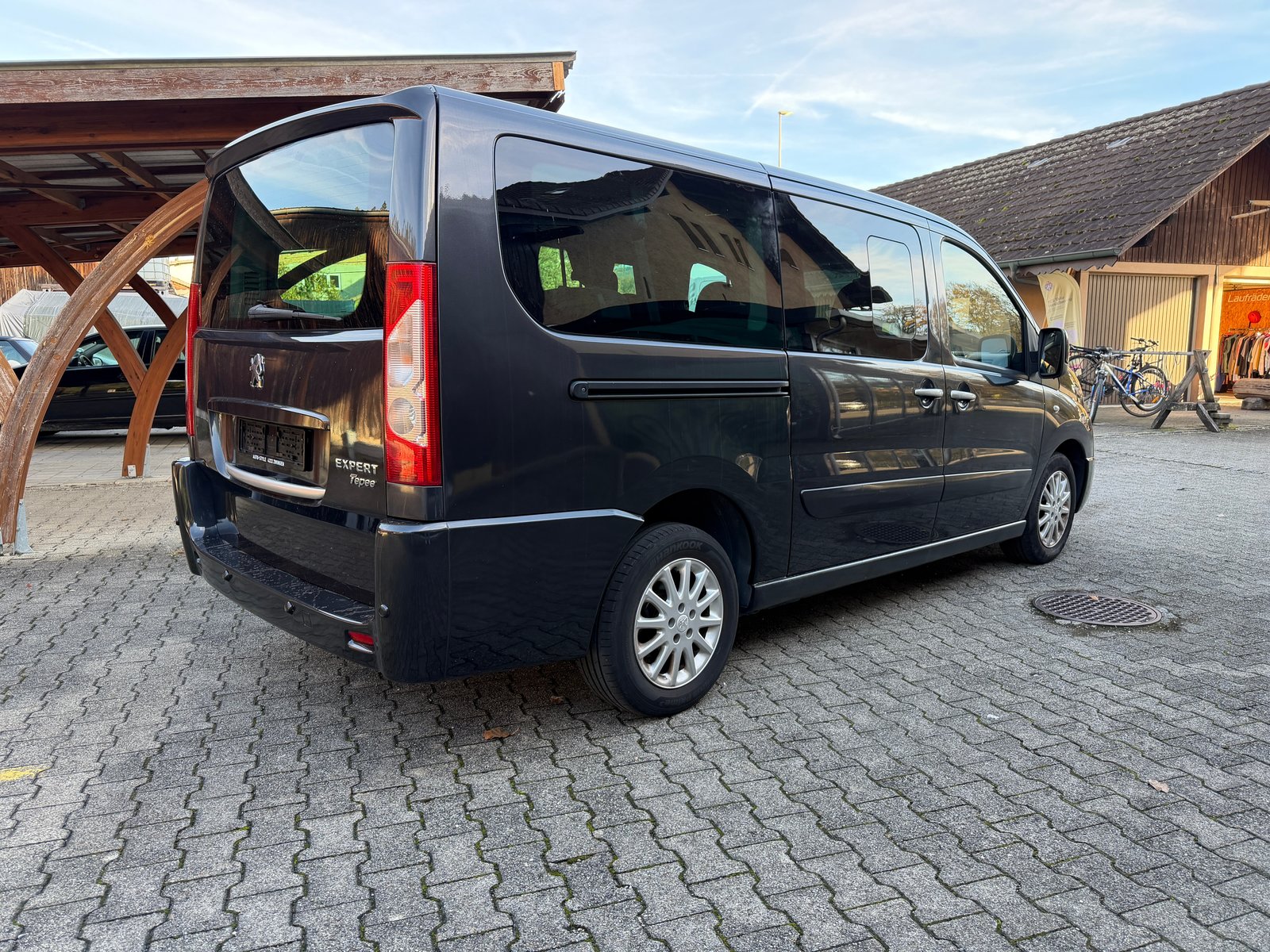 PEUGEOT Expert Tepee 2.0 HDi Allure L2, Diesel, Occasion / Utilisé, Manuelle - 4