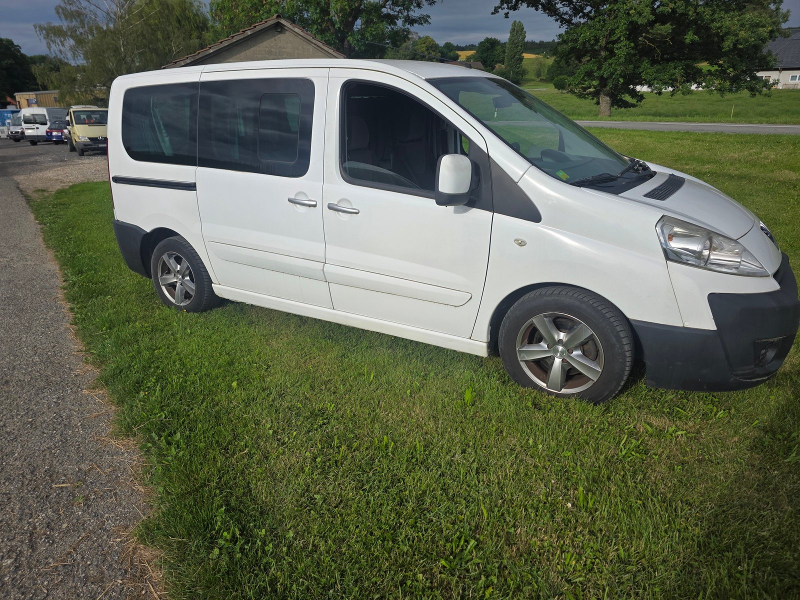PEUGEOT Expert Tepee 2.0 HDi Confort L2, Diesel, Occasion / Utilisé, Manuelle - 6