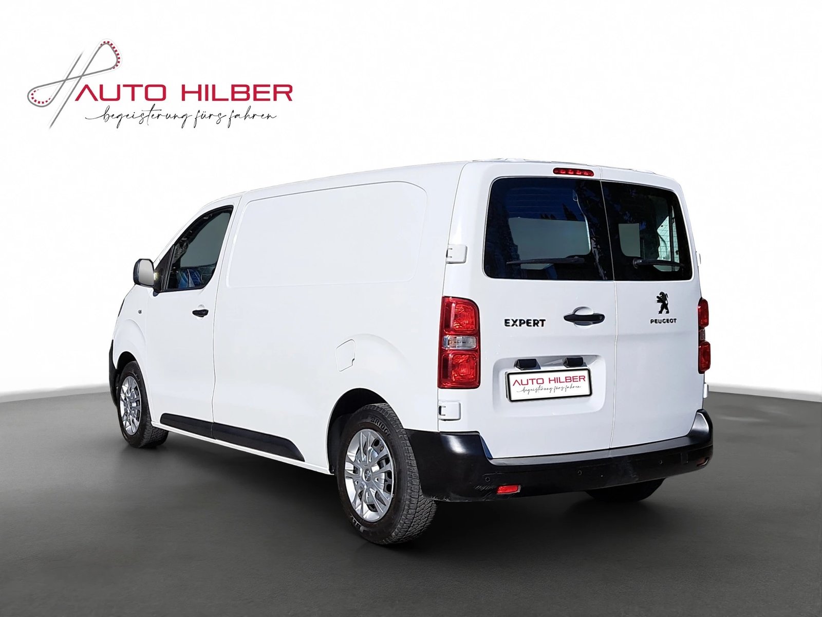 PEUGEOT Expert 1.5 BlueHDi 120 SS Premium Standard, Diesel, Second hand / Used, Manual - 4
