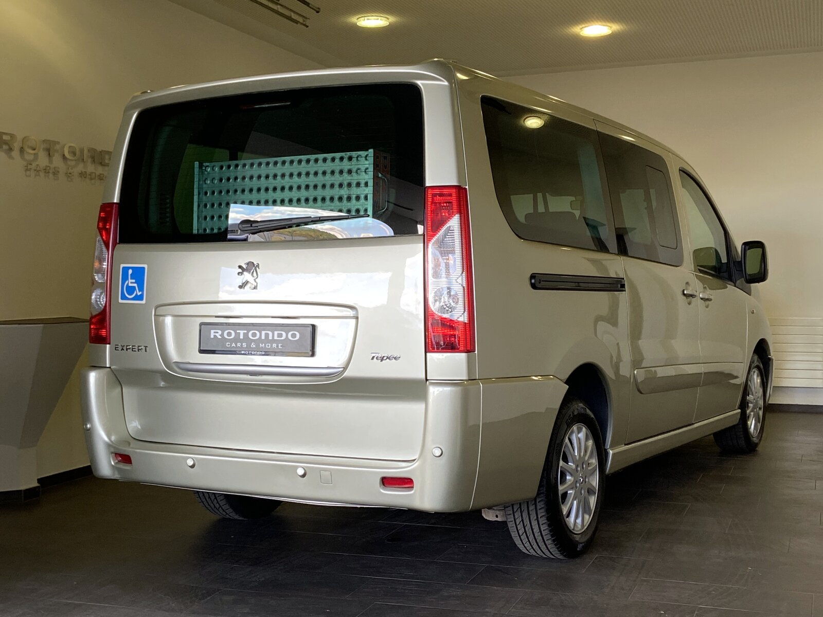 PEUGEOT Expert Tepee 2.0 HDi Rollstuhlfahrzeug, Diesel, Occasioni / Usate, Manuale - 3