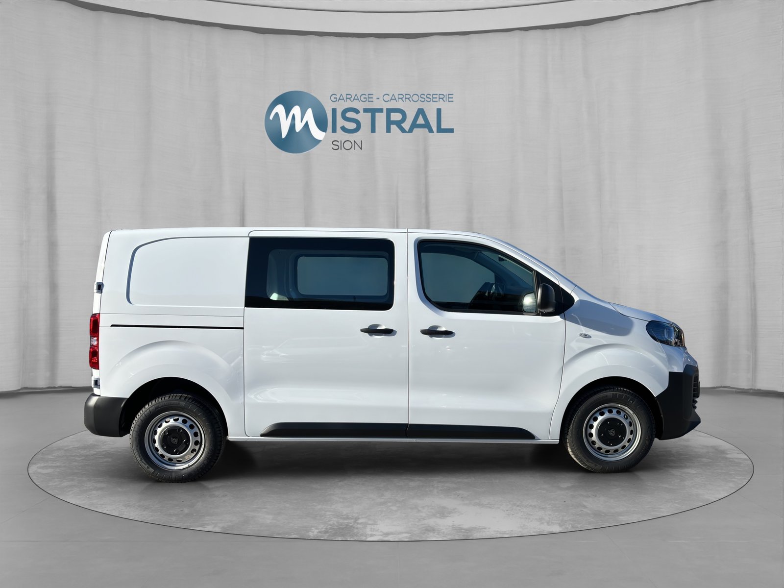 PEUGEOT Expert 2.0 BlueHDi 145 SS Standard, Diesel, New car, Manual - 6
