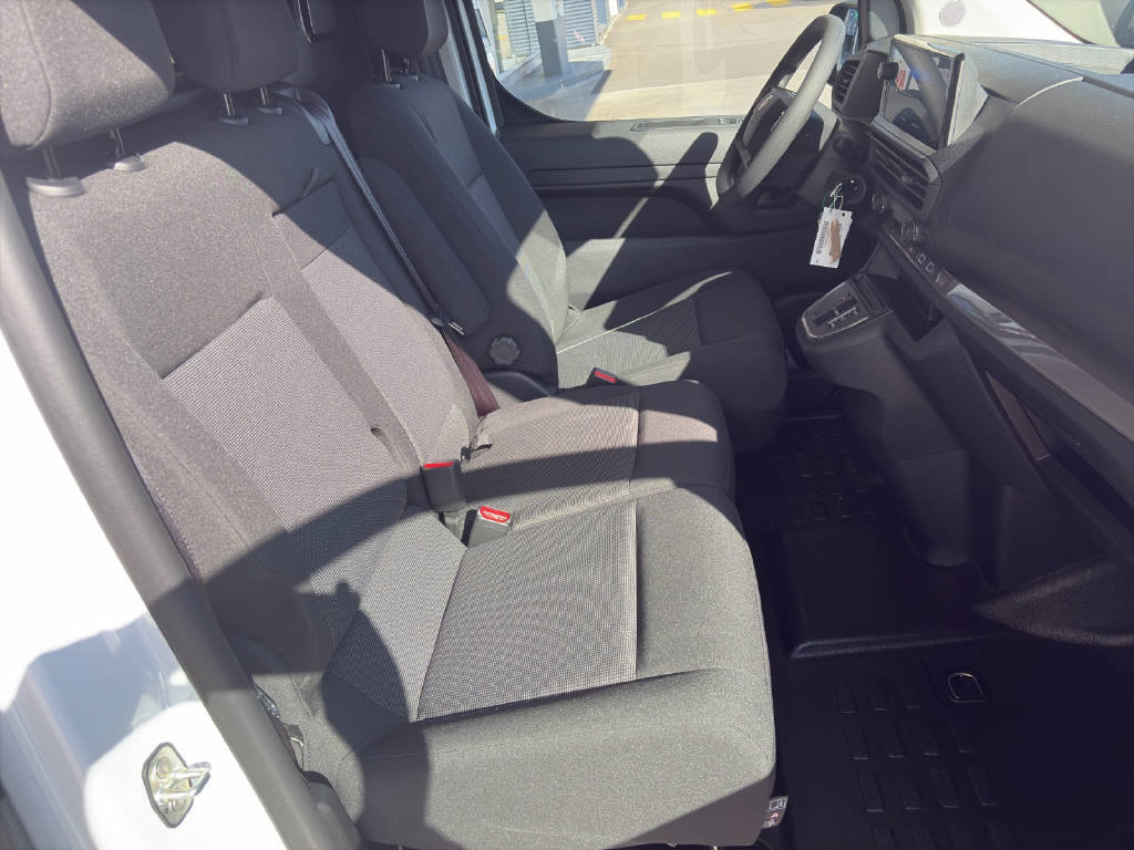PEUGEOT Expert Kaw. Standard 2.2 BlueHDi 150 S/S, Diesel, Voiture nouvelle, Automatique - 7