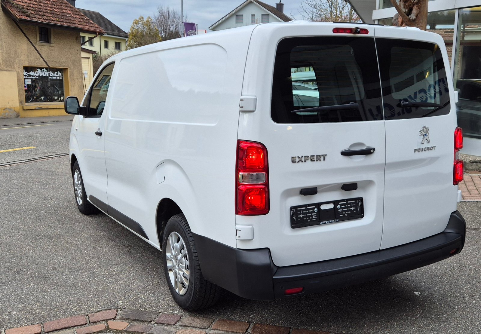 PEUGEOT Expert 2.0 SwissCamion+ Long, Diesel, Occasion / Gebraucht, Automatik - 2
