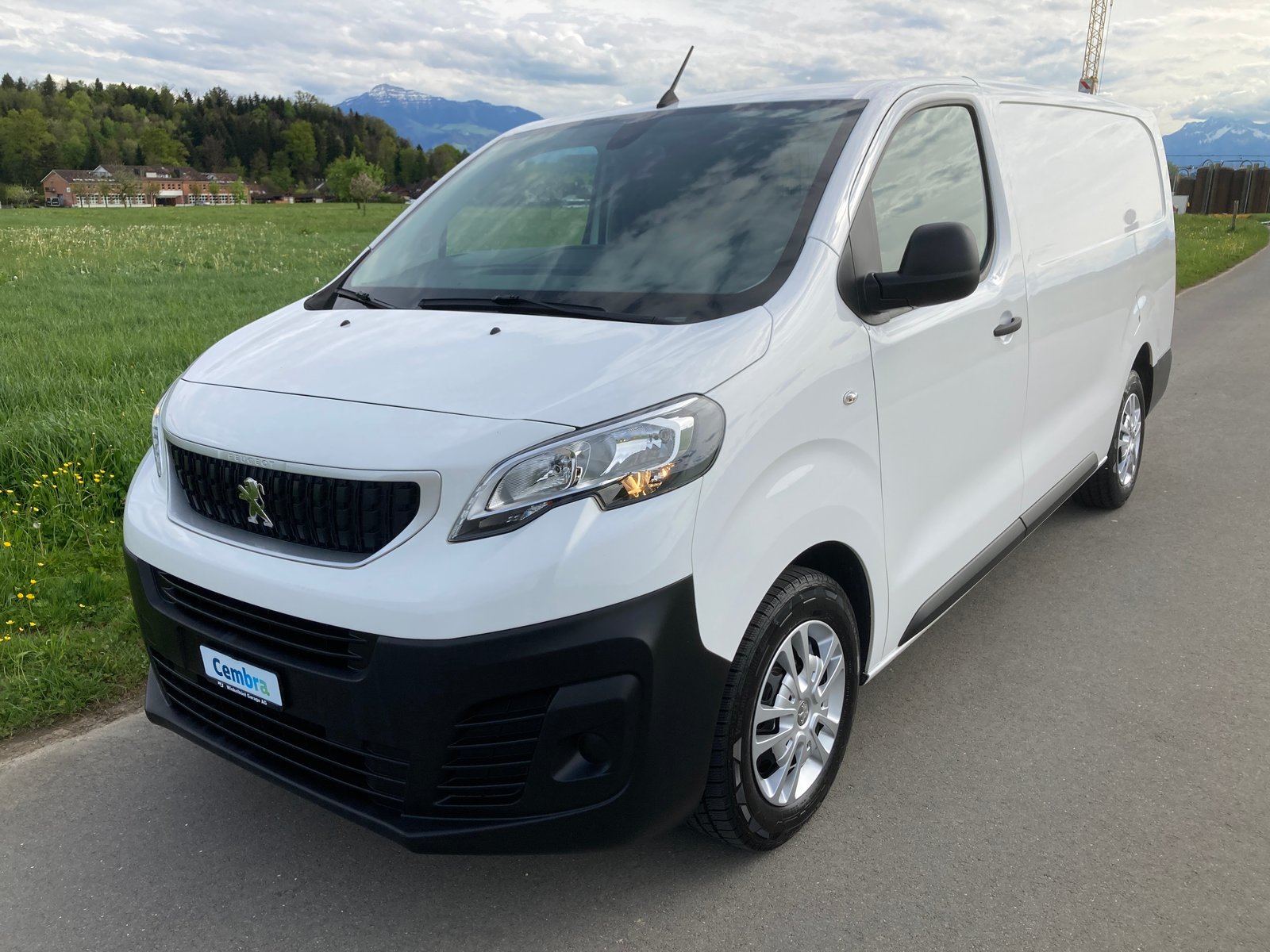 PEUGEOT Expert 2.0 BlueHDi 120 S&S Allure Long