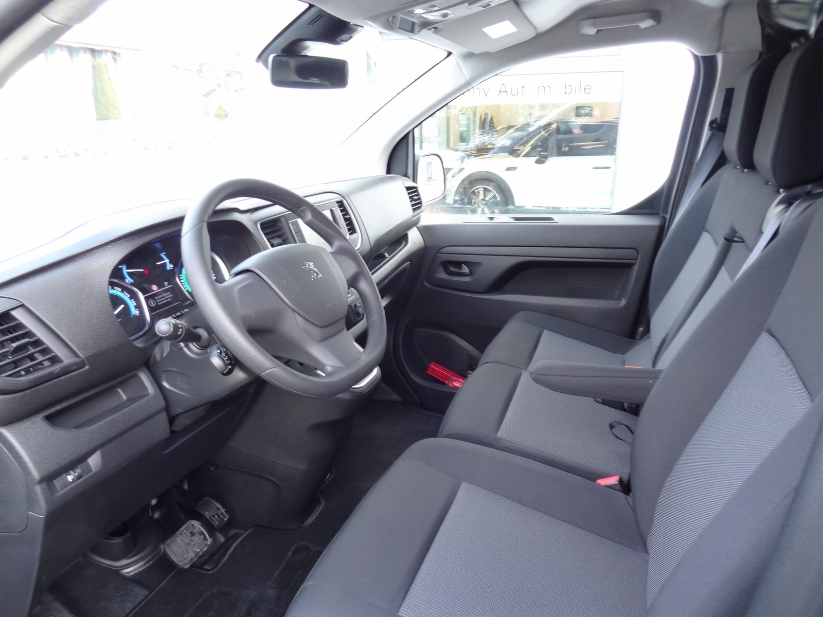 PEUGEOT Expert 75 KWh Standard, Elektro, Occasion / Gebraucht, Automatik - 4