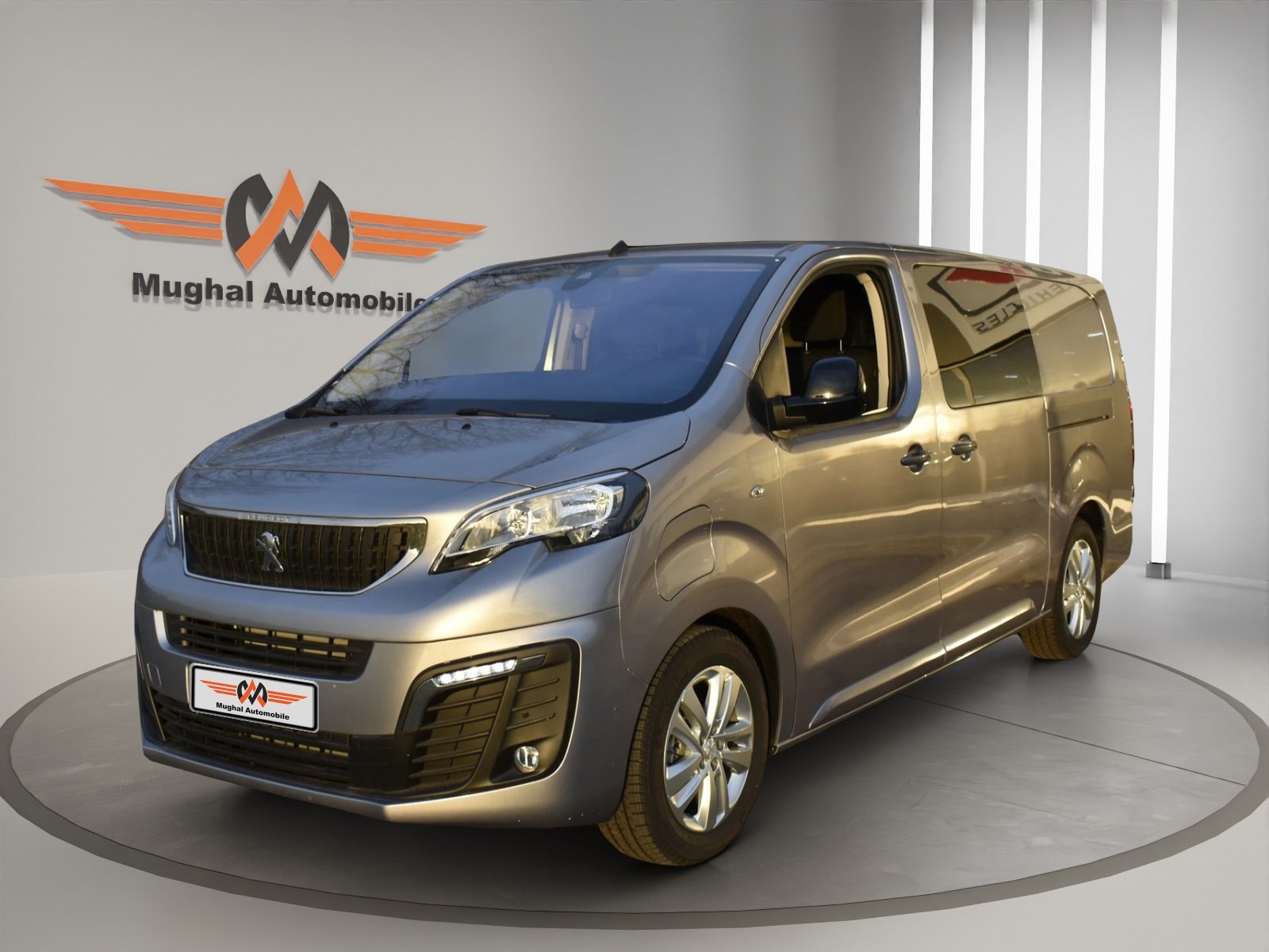 PEUGEOT Expert 75 KWh Premium Standard
