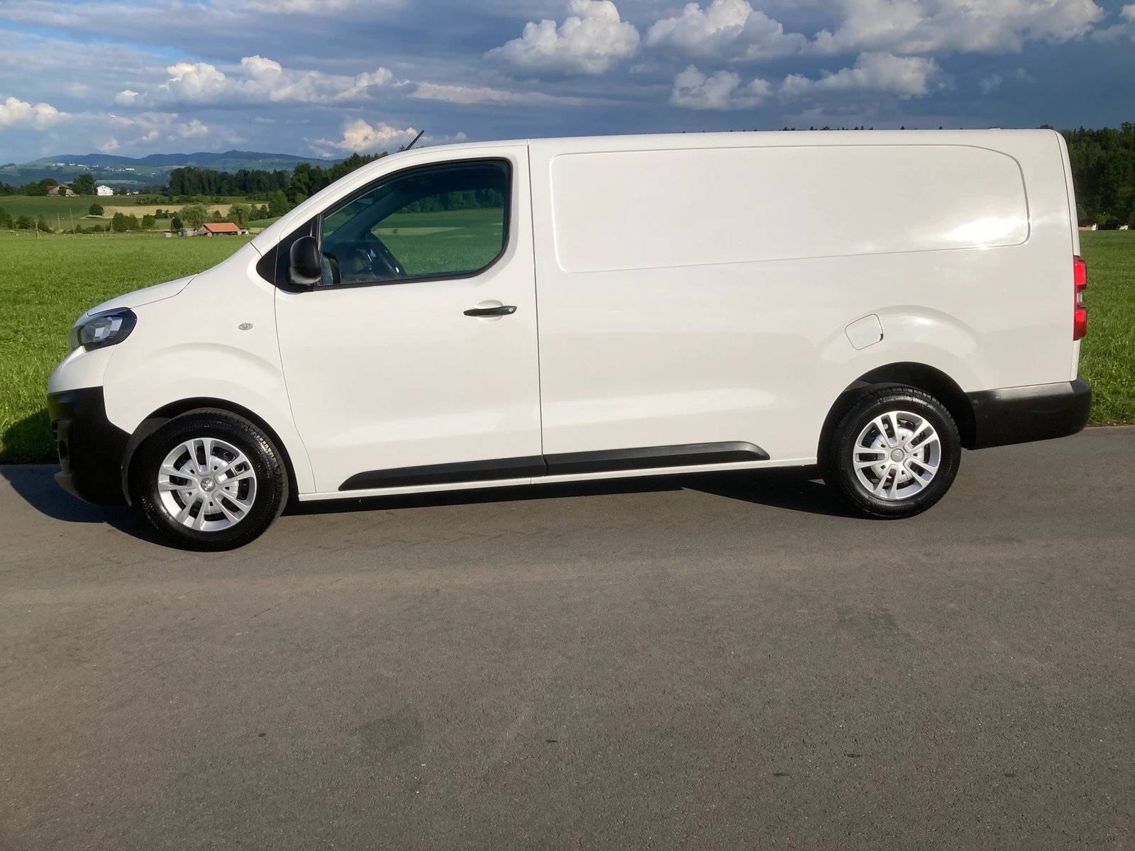 PEUGEOT Expert 2.0 BlueHDi 120 SS Active Long **Nutzlast 1'2, Diesel, Occasion / Gebraucht, Handschaltung - 5