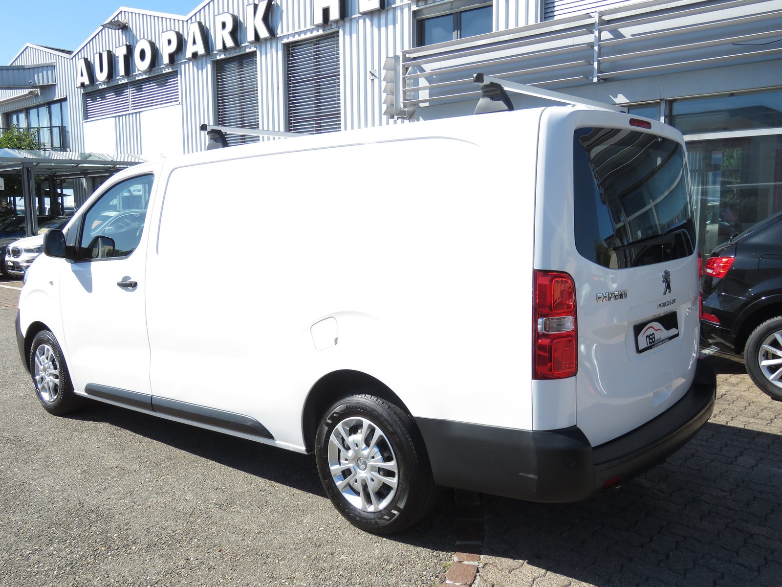 PEUGEOT Expert 2.0 BlueHDi 120 SS Premium Long EAT8 (Automat, Diesel, Occasioni / Usate, Automatico - 6