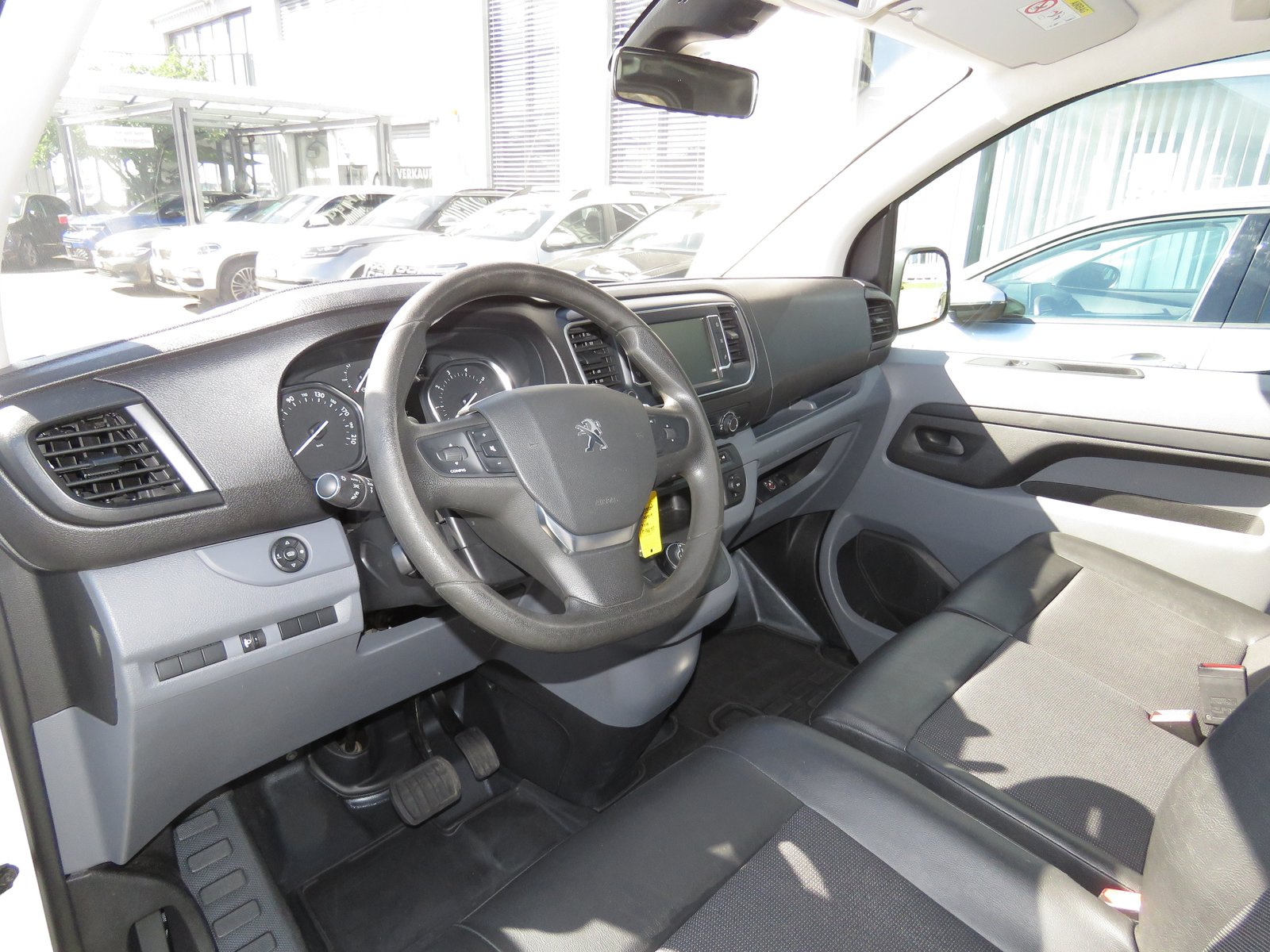 PEUGEOT Expert 2.0 BlueHDi 120 SS Premium Long EAT8 (Automat, Diesel, Occasioni / Usate, Automatico - 7