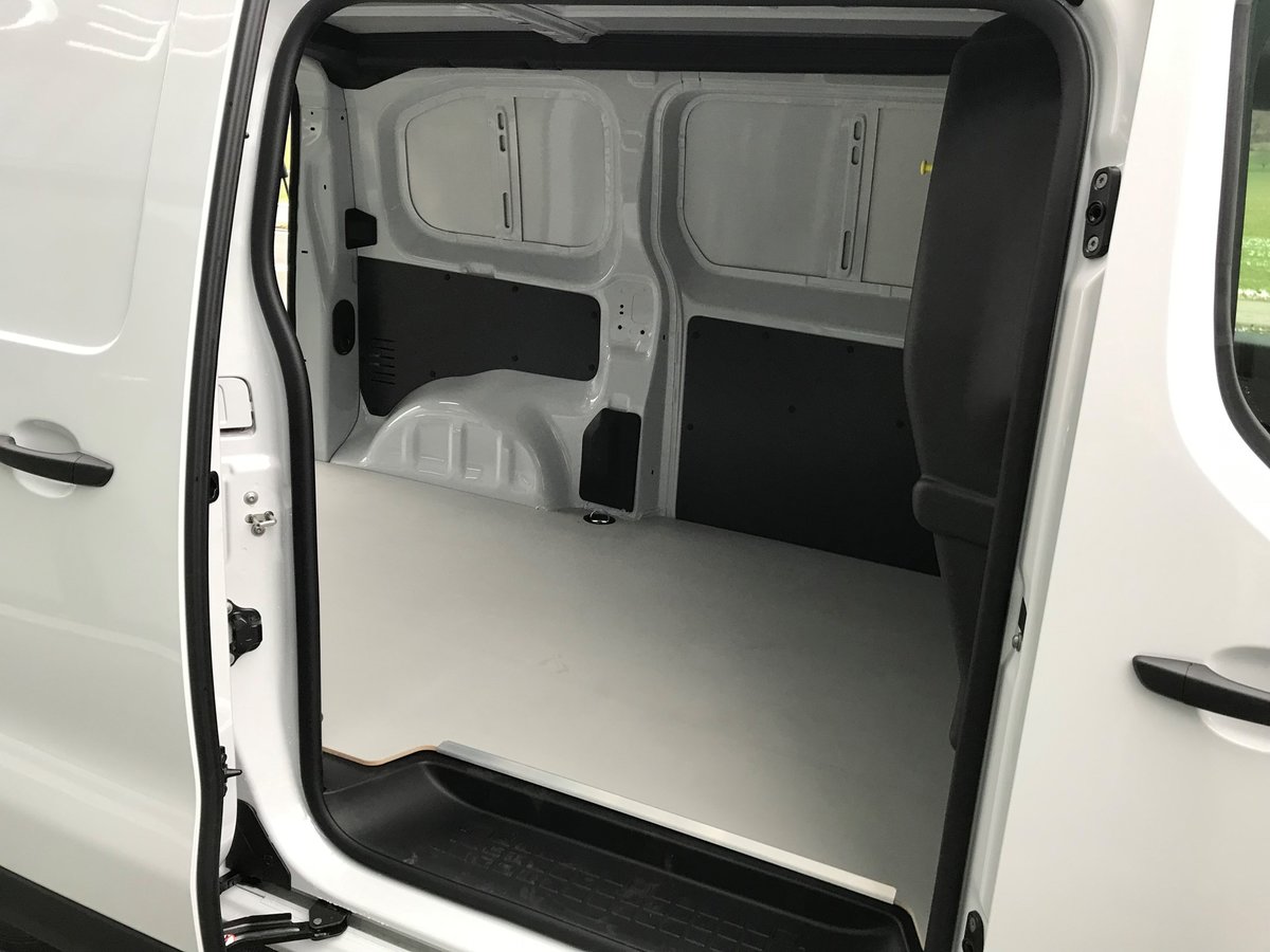 PEUGEOT Expert 75 KWh Premium Standard, Elettrica, Auto dimostrativa, Automatico - 7