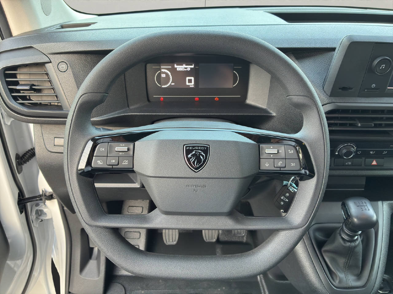PEUGEOT Expert Kaw. Standard 2.0 BlueHDi 145 PS S/S, Diesel, Vorführwagen, Handschaltung - 4