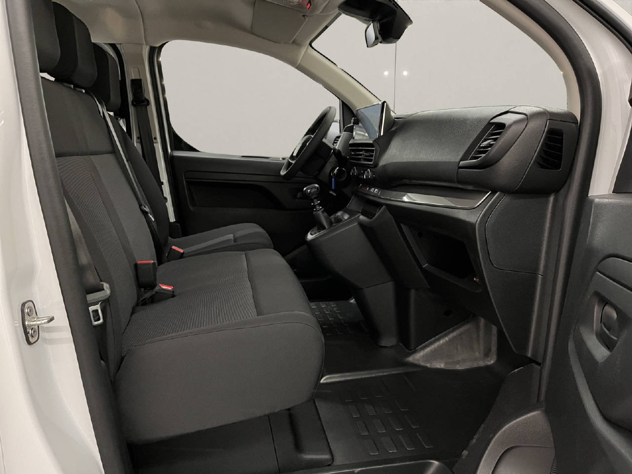 PEUGEOT Expert DKaw. Long vert.va. 2.0 BlueHDi 145 S/S, Diesel, Vorführwagen, Handschaltung - 6
