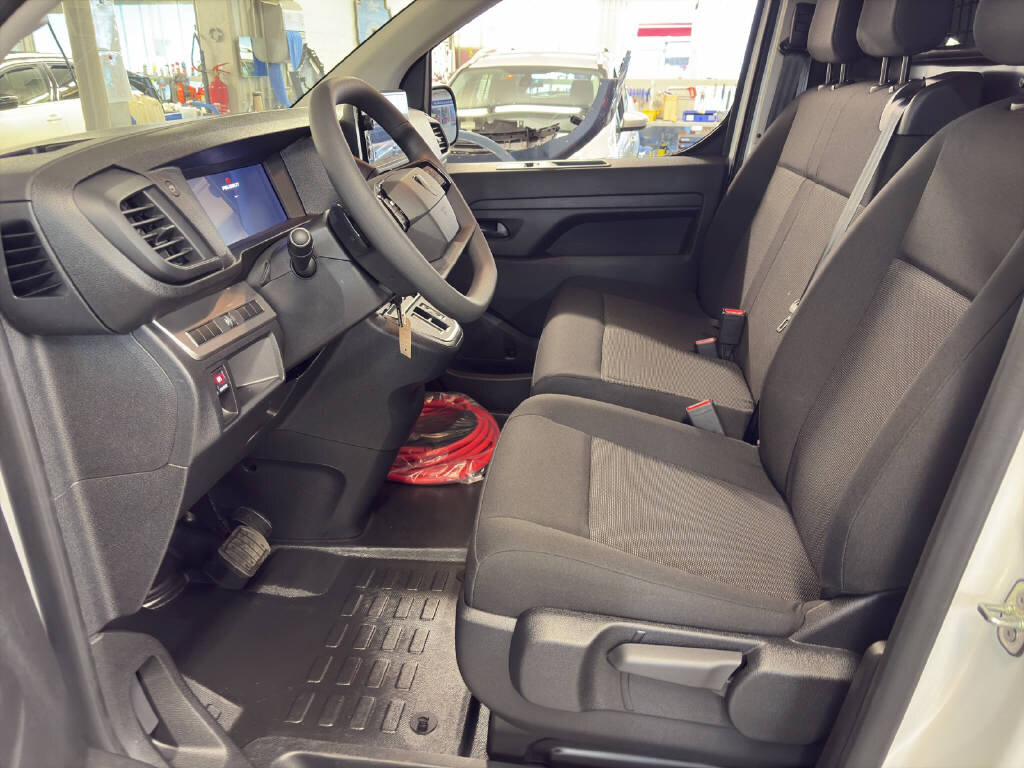 PEUGEOT e-Expert Kaw. Standard 75 kWh, Elettrica, Auto dimostrativa, Automatico - 5