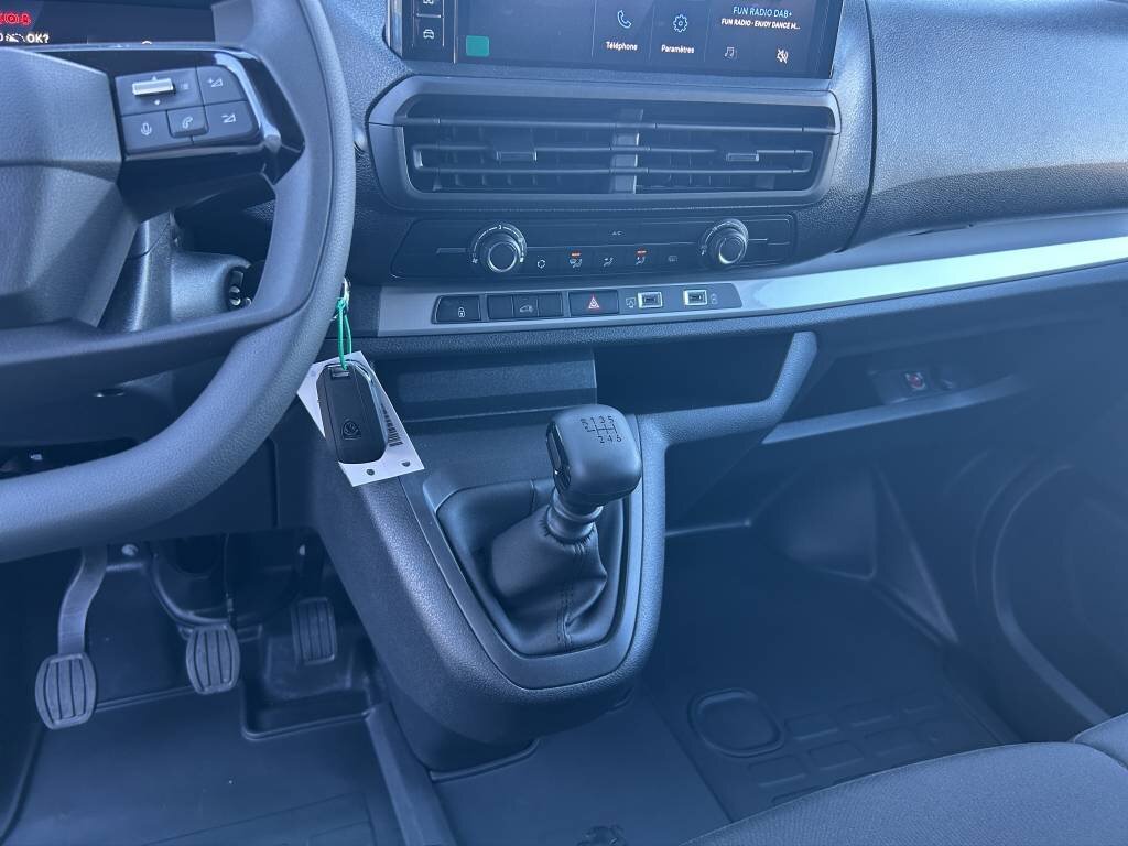 PEUGEOT Expert 2.0 BlueHDi 145 SS Standard, Diesel, Ex-demonstrator, Manual - 7
