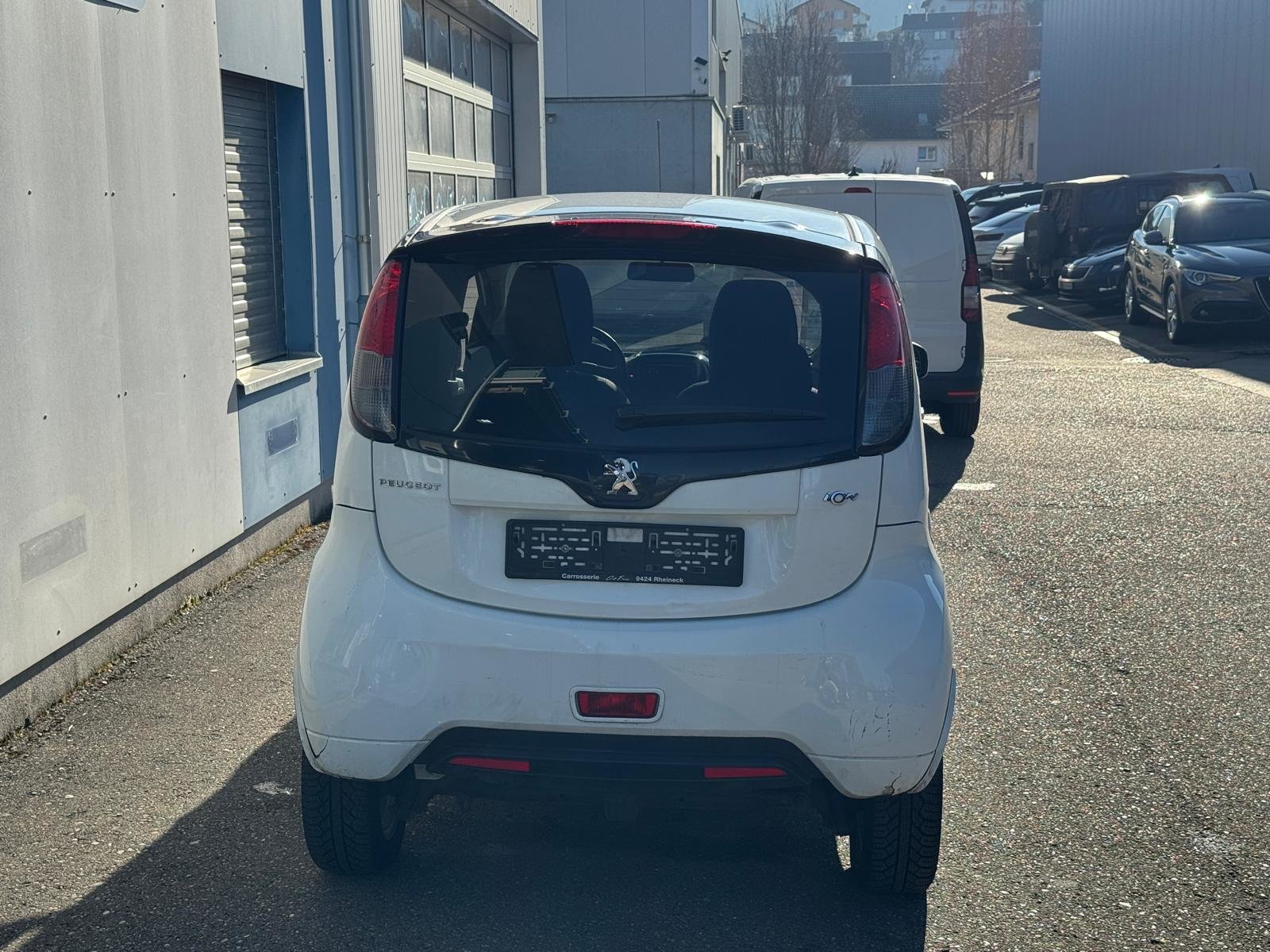PEUGEOT iON Active, Electric, Second hand / Used, Automatic - 4