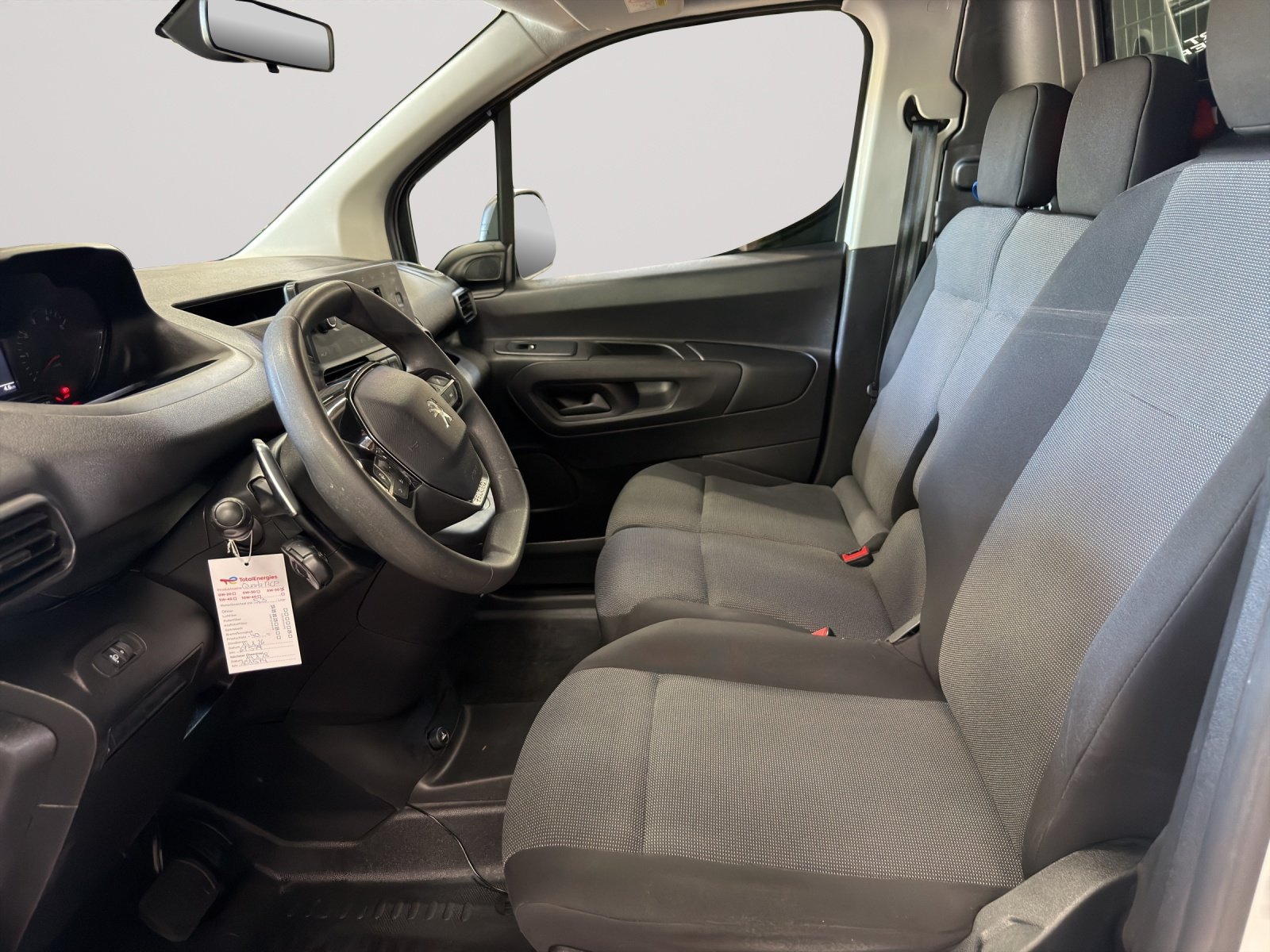 PEUGEOT Partner 1.5HDi s/sPr.EAT8, Diesel, Occasion / Gebraucht, Automatik - 5