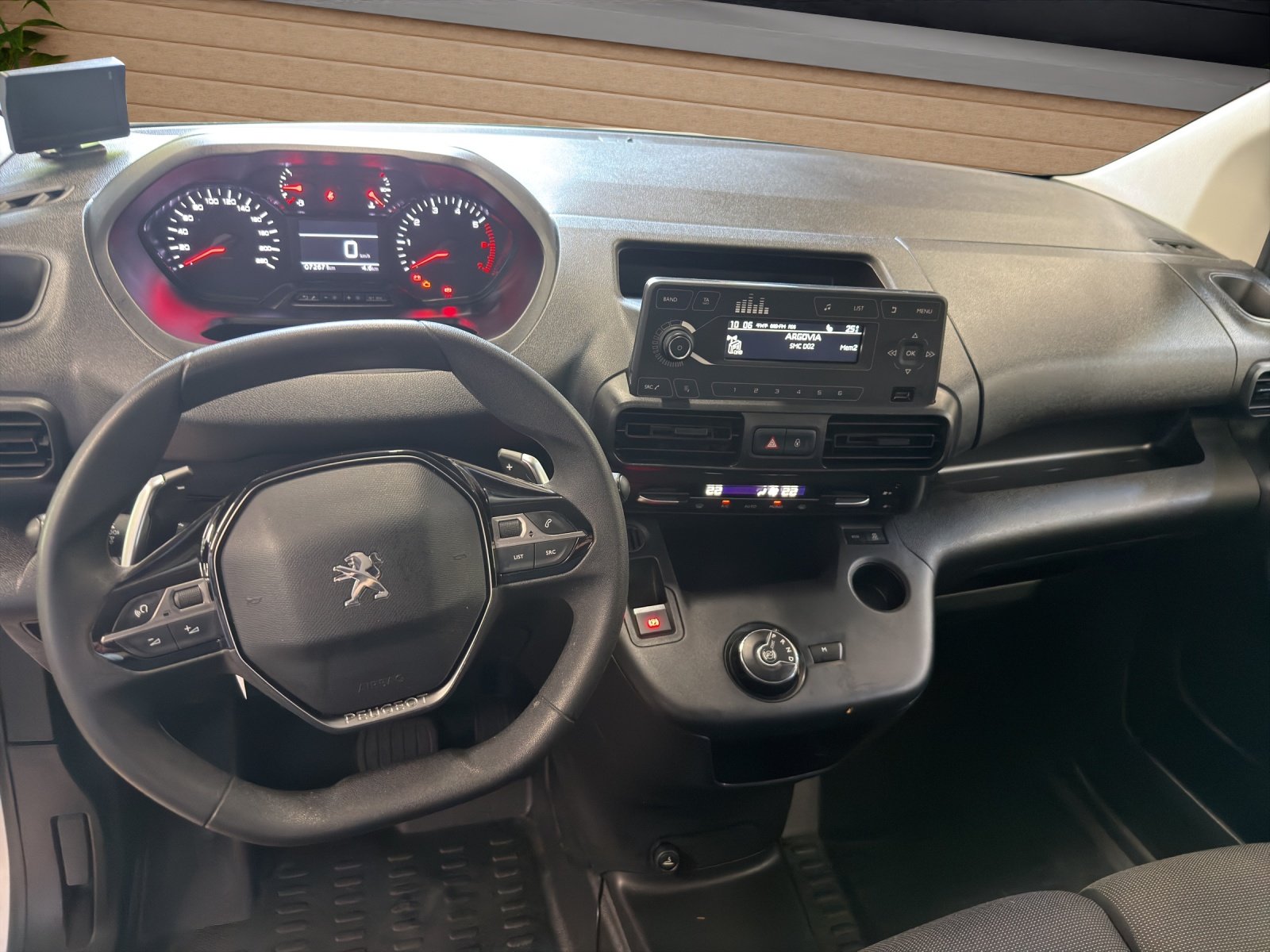 PEUGEOT Partner 1.5HDi s/sPr.EAT8, Diesel, Occasion / Gebraucht, Automatik - 6