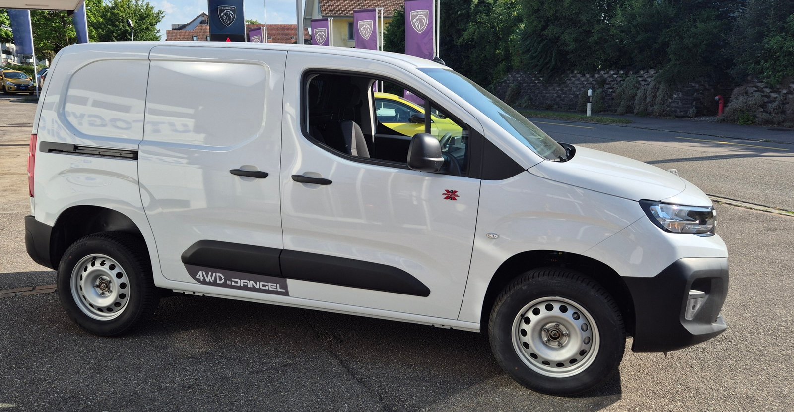 PEUGEOT Partner 1.5HDi 4x4 Helvetia, Diesel, Voiture nouvelle, Automatique - 4