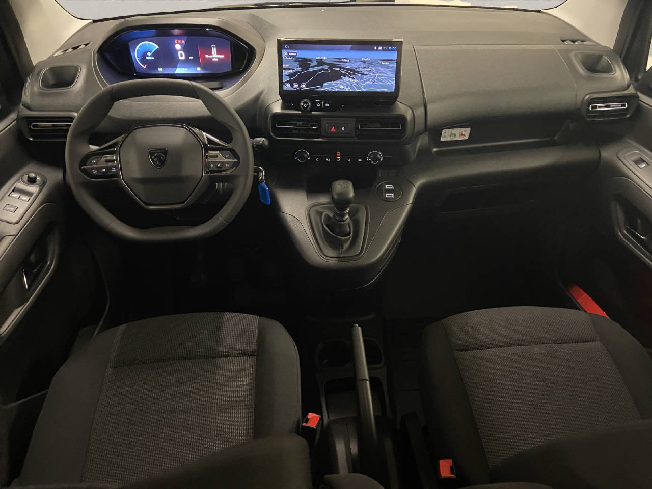 PEUGEOT Partner Kaw. 1000 Long vertiefte Kabine, Diesel, New car, Manual - 6
