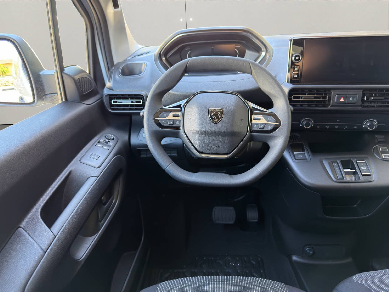 PEUGEOT Partner Kaw. 650 Standard 1.5, Diesel, New car, Automatic - 5