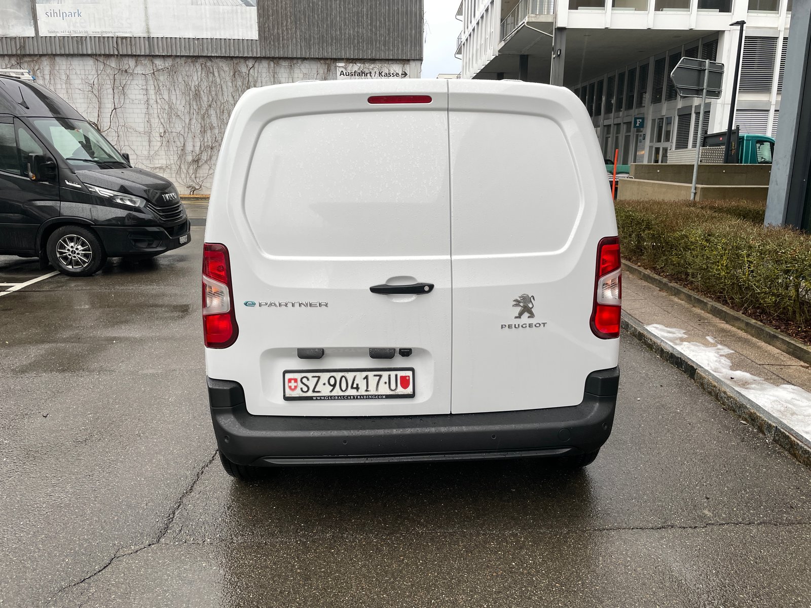 PEUGEOT e-Partner 50kWh Standard mit Rückfahrkamera, Elektro, Neuwagen, Automatik - 6